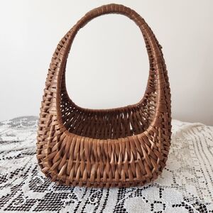Chic Brown Woven Basket Tote